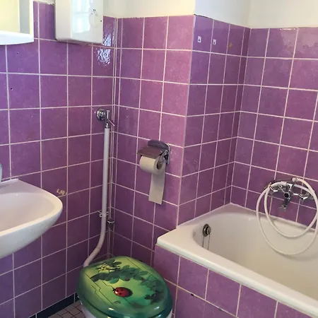 Mit 3 Schlafzimmer Fuer Bis Zu 6 Personen *