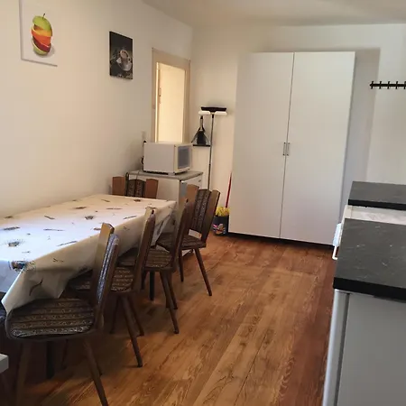 Mit 3 Schlafzimmer Fuer Bis Zu 6 Personen Ludwigshafen am Rhein